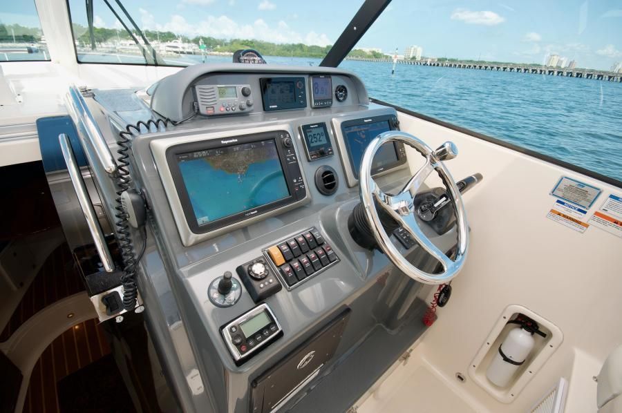 2012 Pursuit 345 Offshore