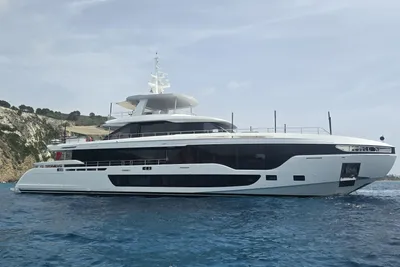 Azimut Grande 36M