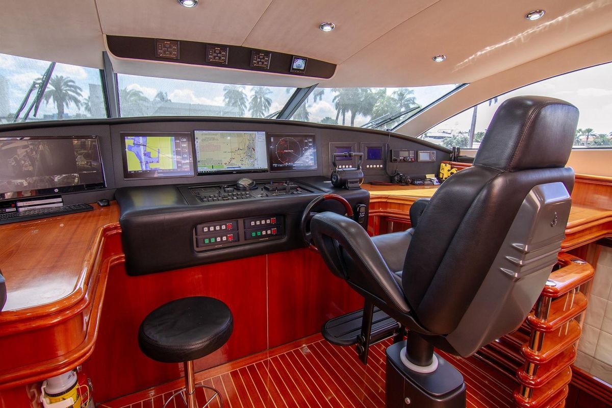 2002 Sunseeker 105 