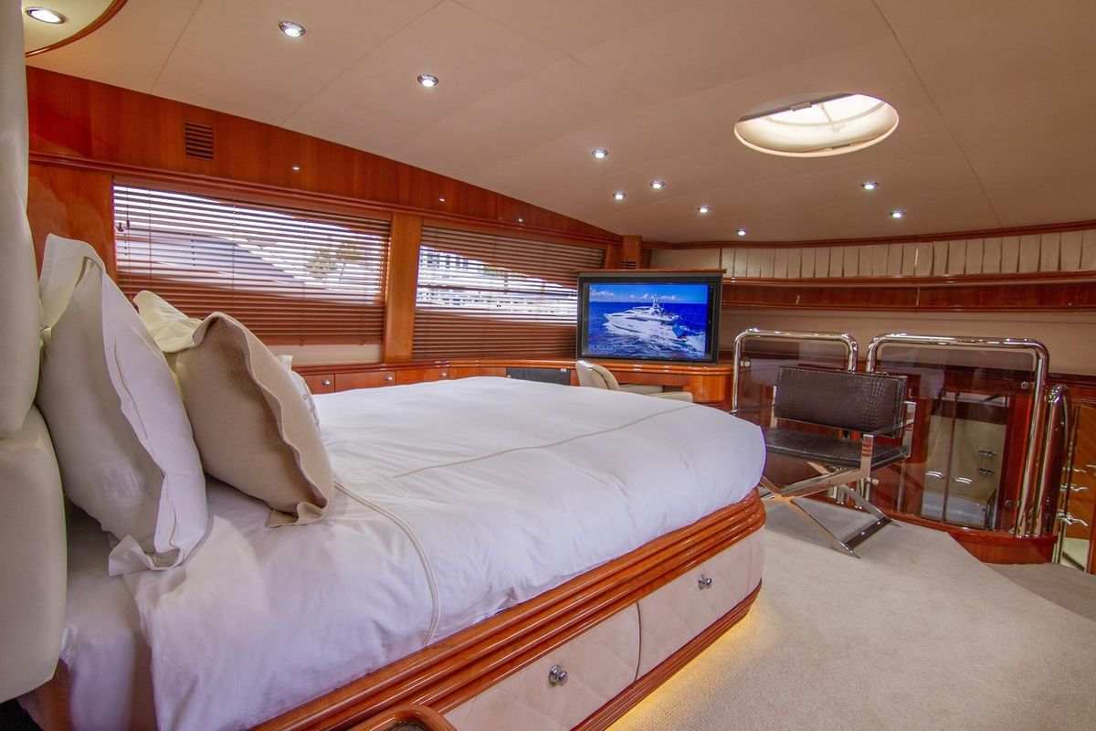 2002 Sunseeker 105 