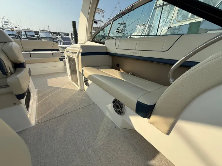  Yacht Photos Pics 2024 Formula 350 Crossover Bowrider interior with luxurious seating and modern design.