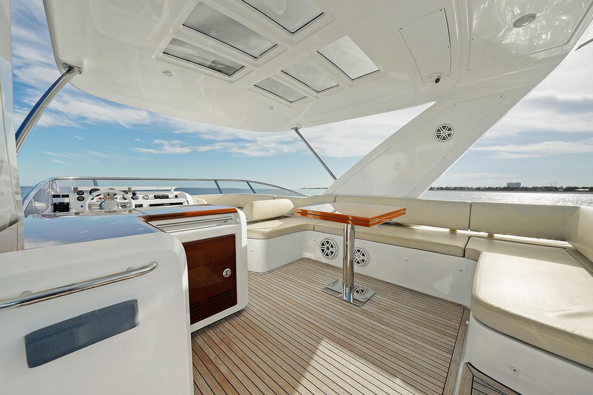2017 Azimut 60 