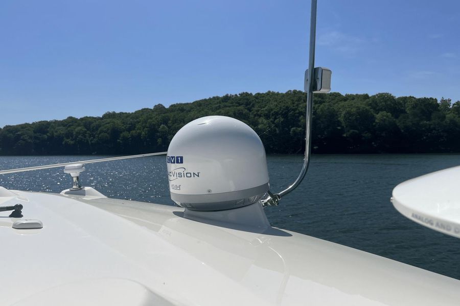 2010 Sea Ray 450 Sundancer
