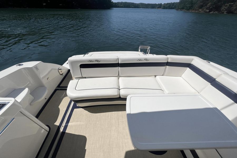 2010 Sea Ray 450 Sundancer