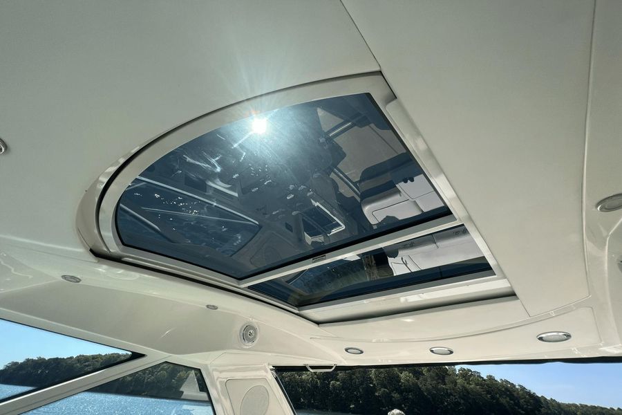 2010 Sea Ray 450 Sundancer