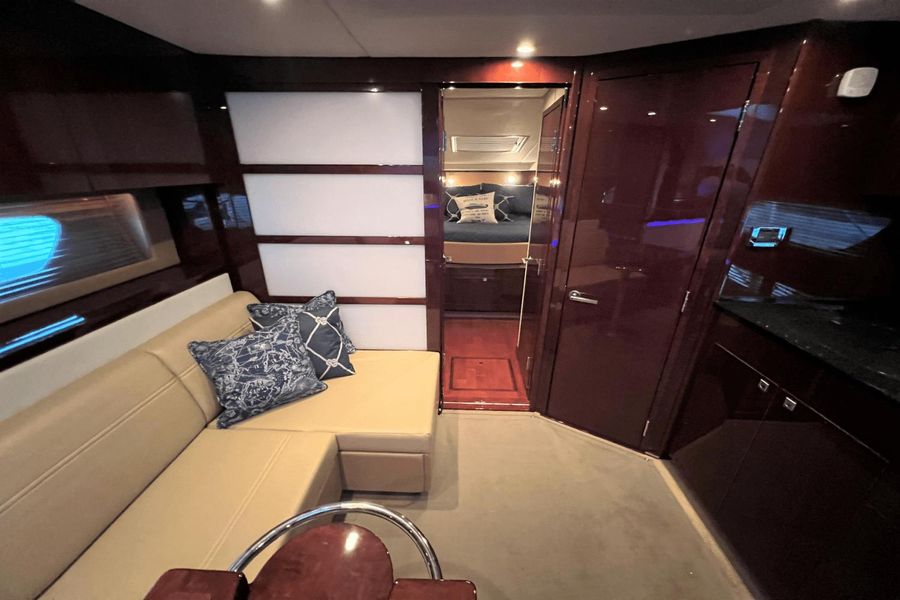 2010 Sea Ray 450 Sundancer