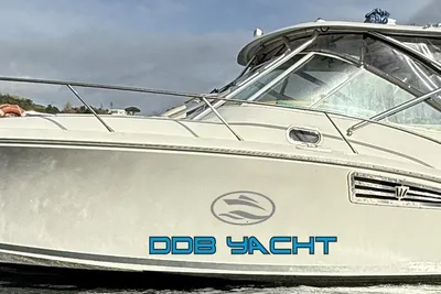 2005 Wellcraft 360 Coastal