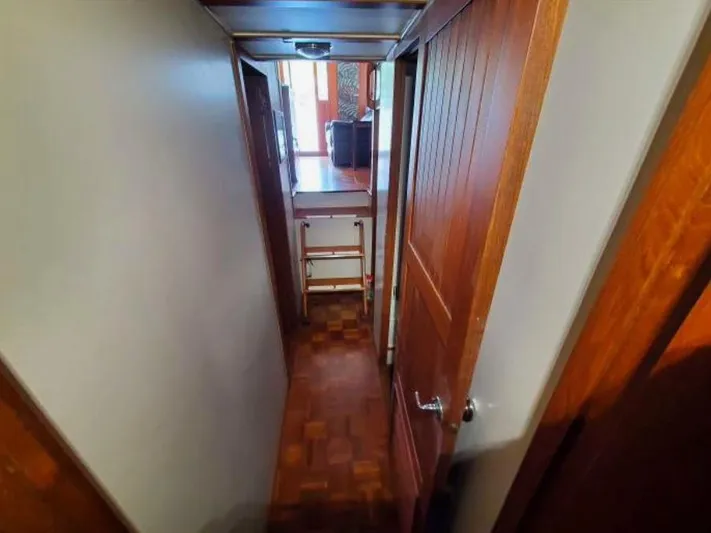 Claire Yacht Photos Pics 