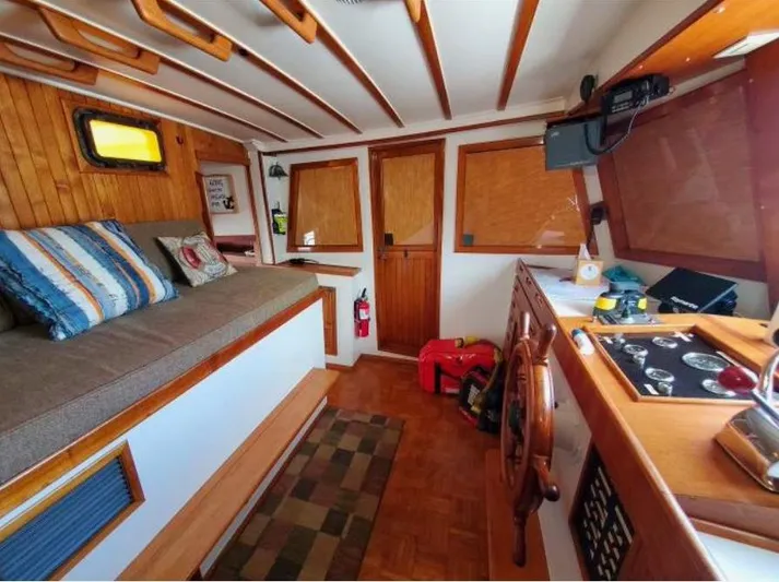 Claire Yacht Photos Pics 