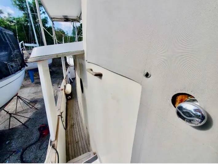 Claire Yacht Photos Pics 