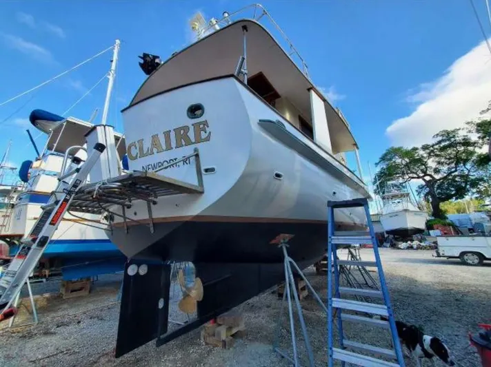 Claire Yacht Photos Pics 