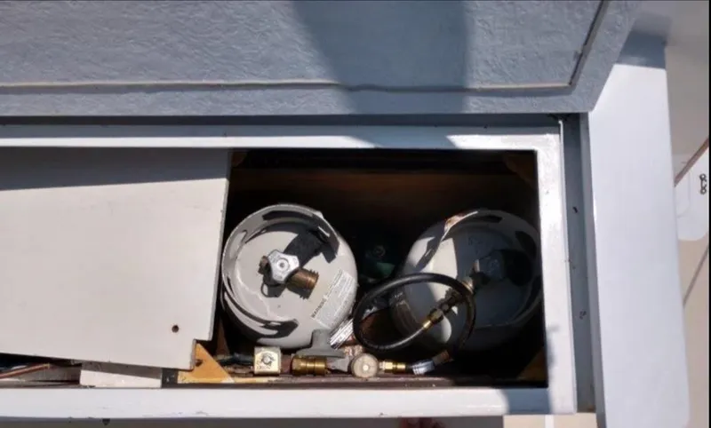 Claire Yacht Photos Pics 