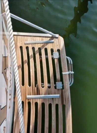 Claire Yacht Photos Pics 