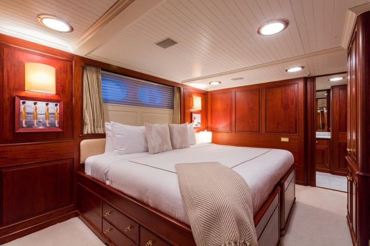 1997-142-palmer-johnson-motor-yacht