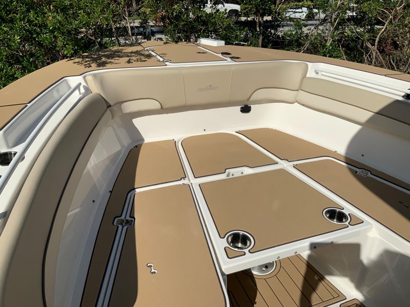 2022 NauticStar 28XS