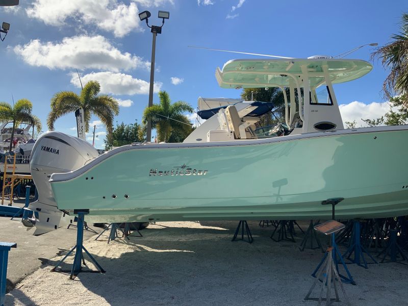 2022 NauticStar 28XS