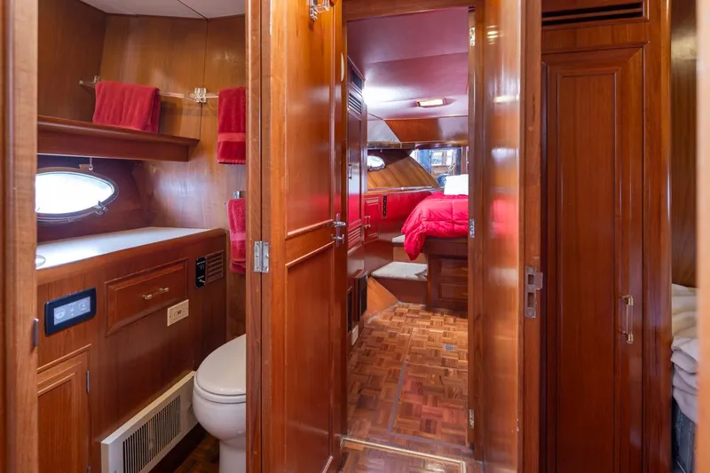 Sista Yacht Photos Pics 