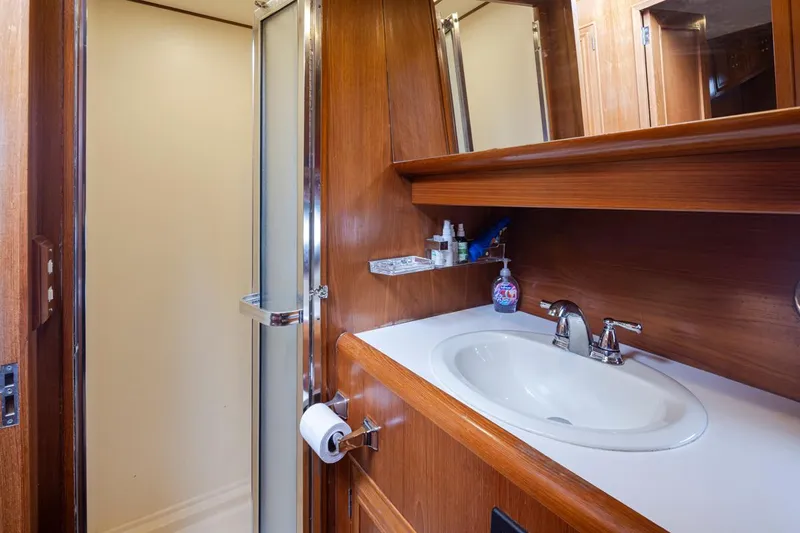 Sista Yacht Photos Pics 