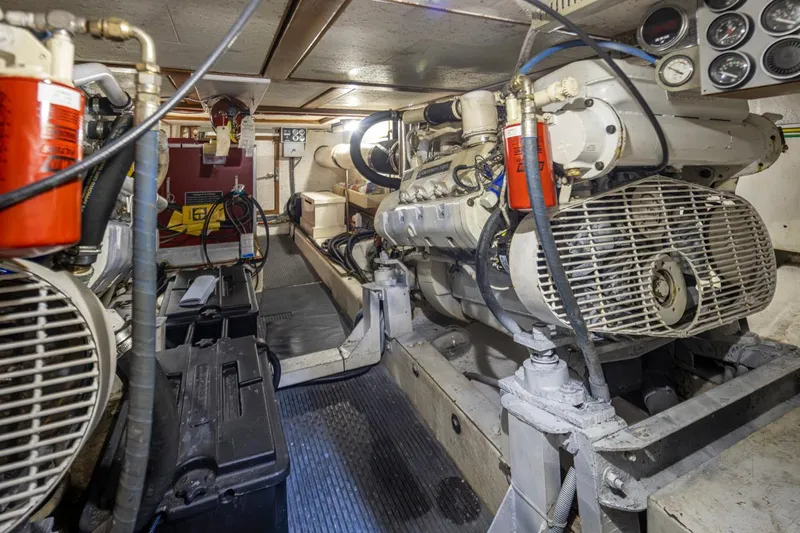 Sista Yacht Photos Pics 