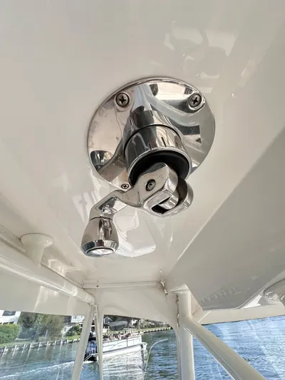 Yacht Photos Pics 2019 Jupiter 30 HFS boat detail, featuring a polished metal fixture on the ceiling.