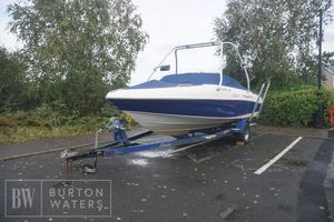 2004 Rinker 212 Rinker