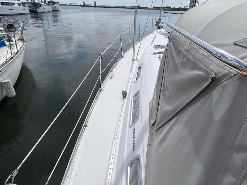 2003 Beneteau 393