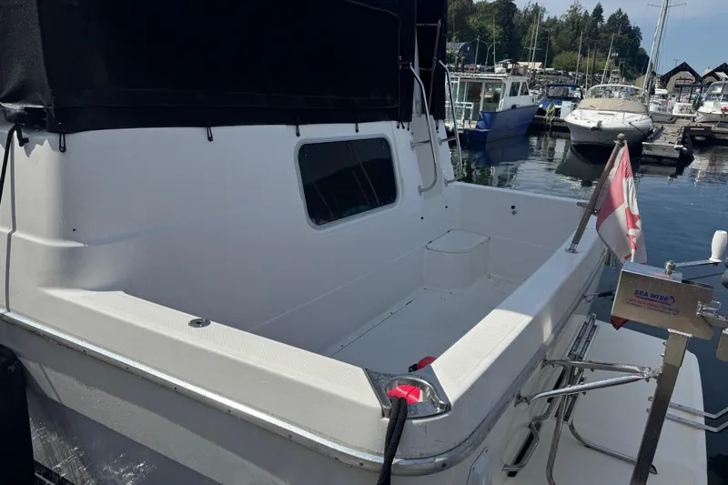 Lost Together Yacht Photos Pics 1996 Bayliner 4087 Aft Cabin Motoryacht docked at marina, rear view.