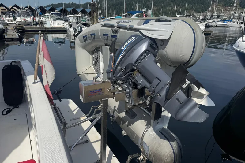 Lost Together Yacht Photos Pics Bayliner 4087 Aft Cabin Motoryacht with Yamaha outboard motor at marina, 1996 model.