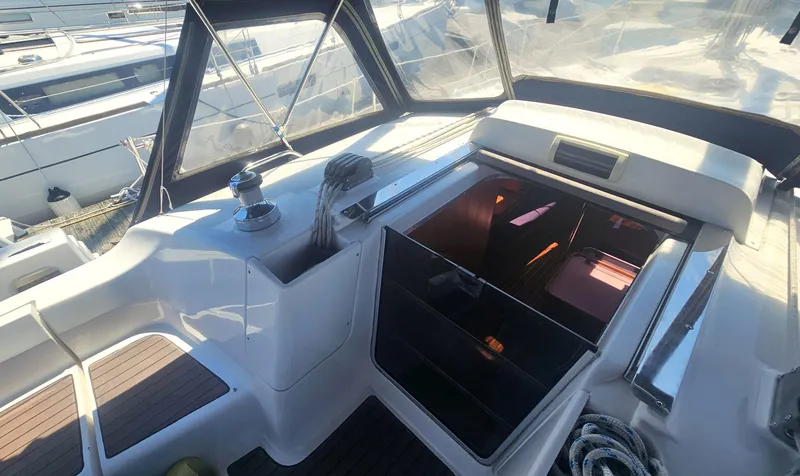 Windchaser Yacht Photos Pics 