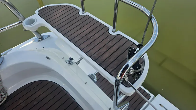 Windchaser Yacht Photos Pics 