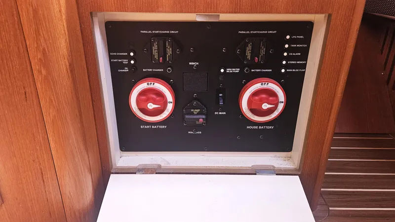 Windchaser Yacht Photos Pics 