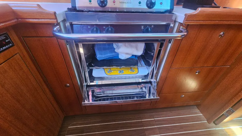 Windchaser Yacht Photos Pics 