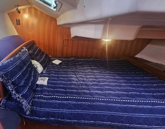 Windchaser Yacht Photos Pics 