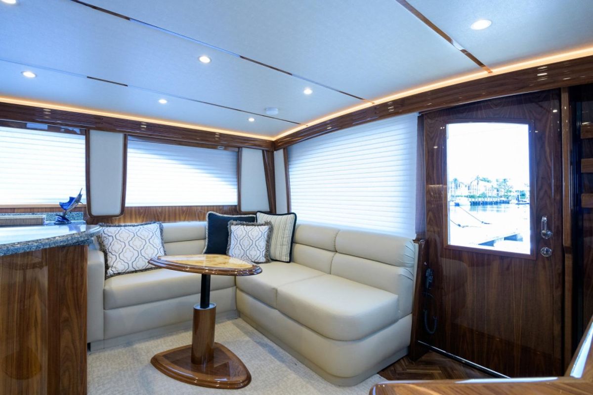2017 Viking 48 