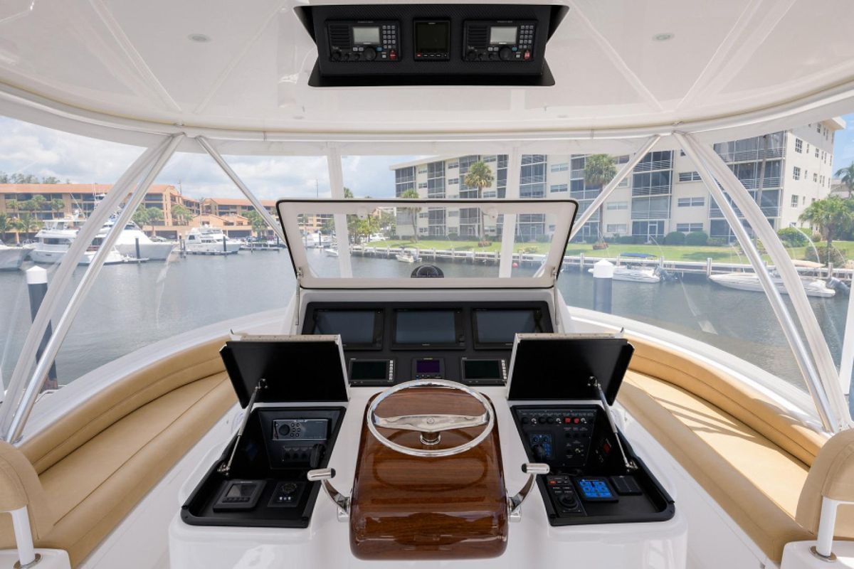 2017 Viking 48 