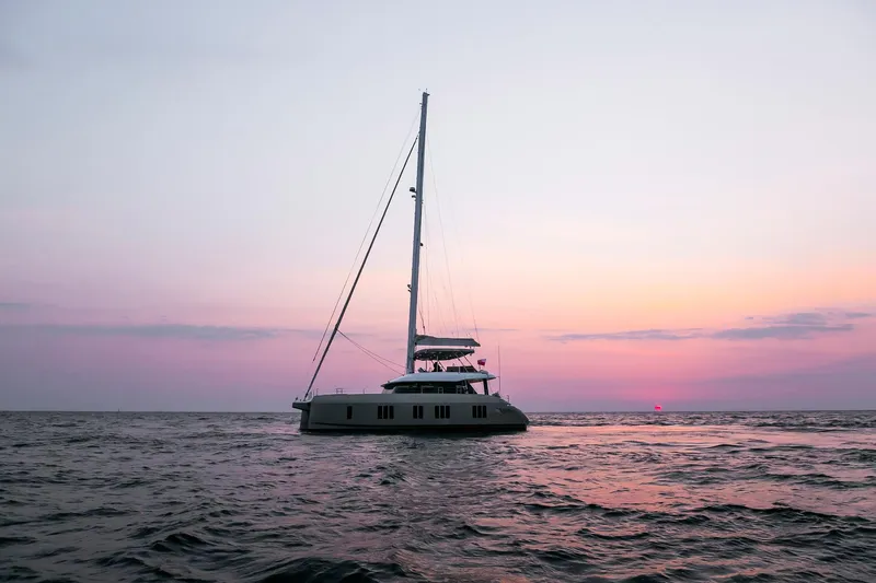 Dolphin Yacht Photos Pics 