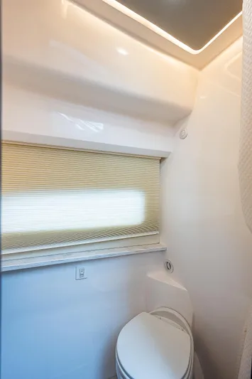 Carchi Yacht Photos Pics 