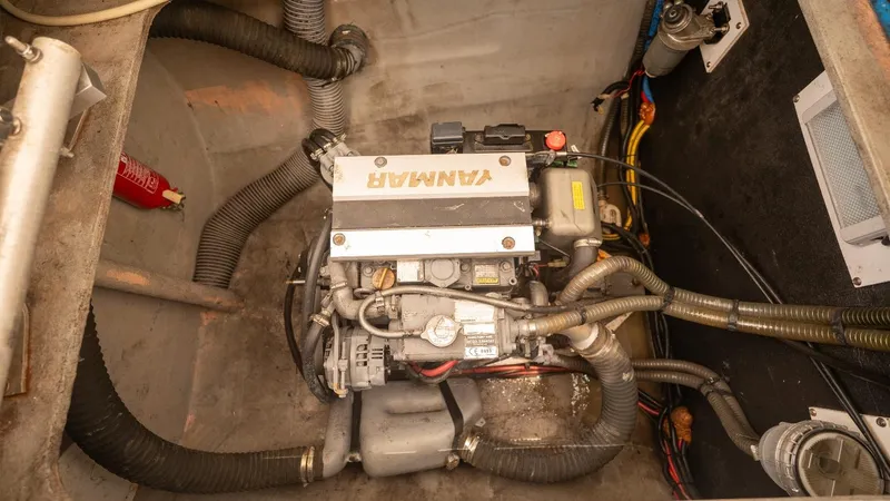 Viewfinder Yacht Photos Pics Engine compartment of a 2020 Bali 4.1 yacht, featuring a Yanmar engine.