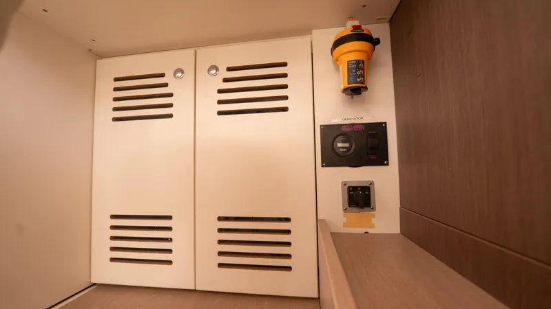 Viewfinder Yacht Photos Pics Interior of Bali 4.1 (2020) yacht with storage and control panel.