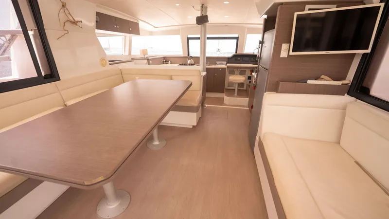 Viewfinder Yacht Photos Pics 