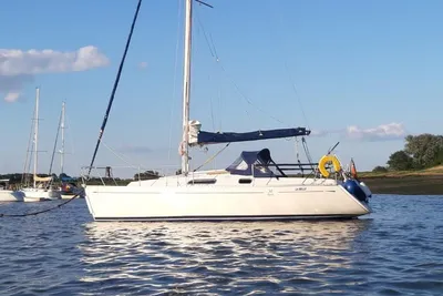 1998 Dufour 30 Classic