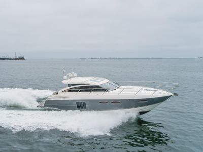 Yacht