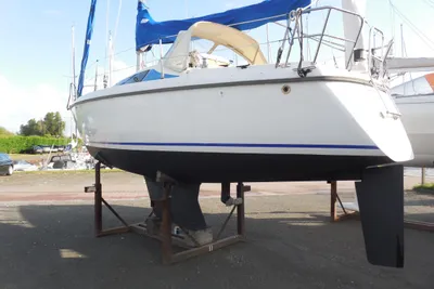 1988 Maxi FENIX Dinette - Shallow Draft -
