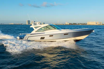 Formula 430 Super Sport Crossover