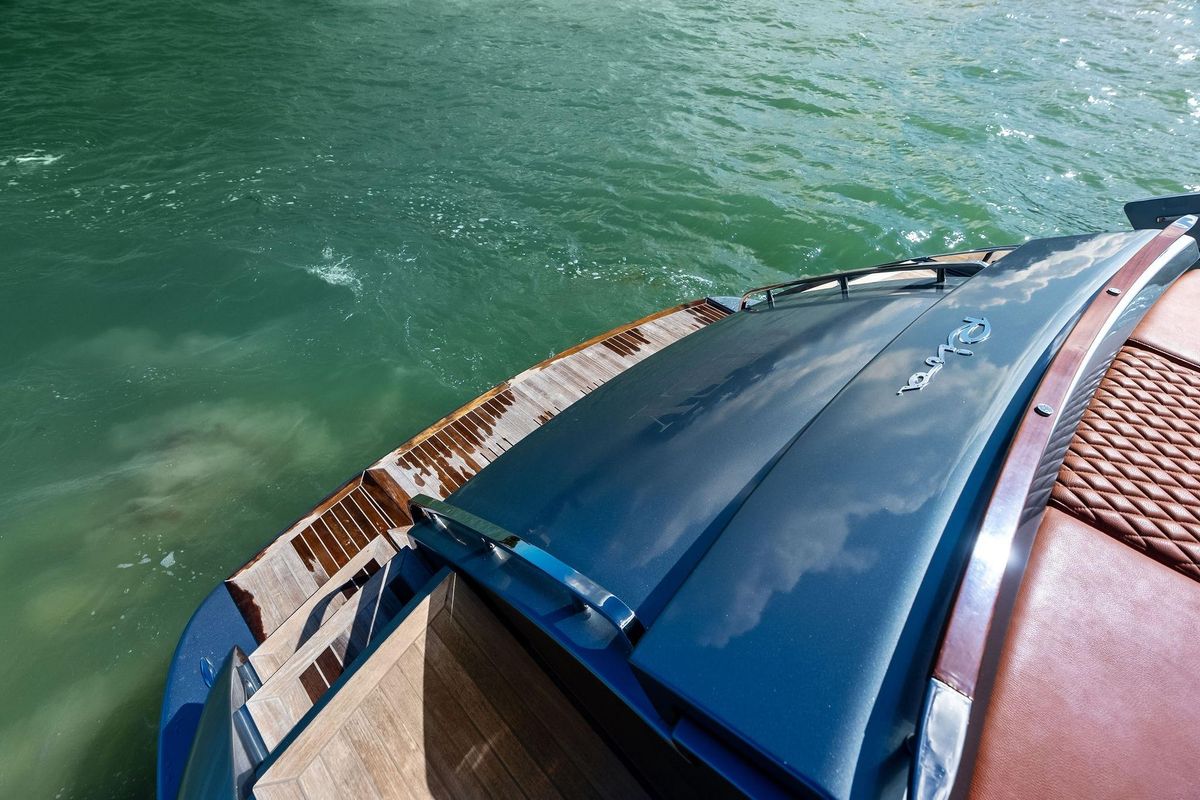 2021 Riva 56 