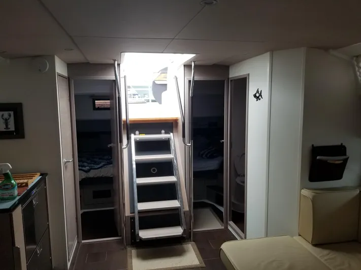 Son-shine & Grace Yacht Photos Pics 