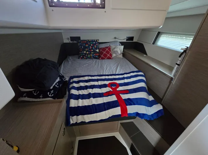 Son-shine & Grace Yacht Photos Pics 