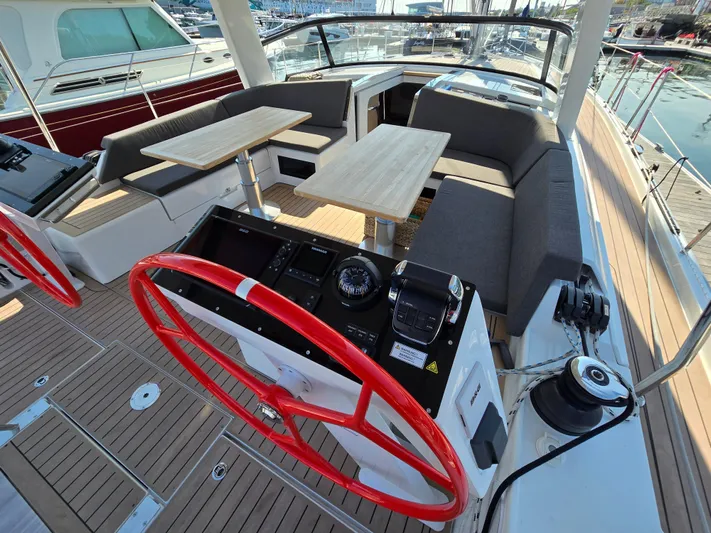 Son-shine & Grace Yacht Photos Pics 