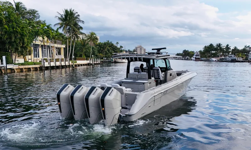 Reel Cool Yacht Photos Pics 