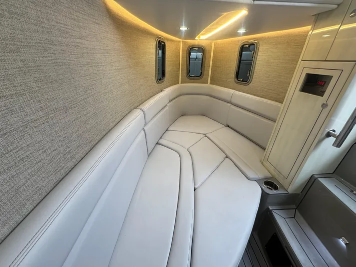 Reel Cool Yacht Photos Pics 